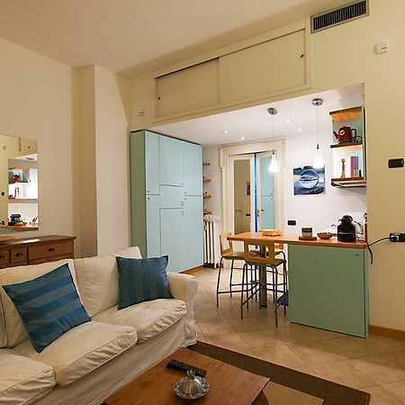 Elegant Apartment In Sant'Ambrogio Milaan Buitenkant foto