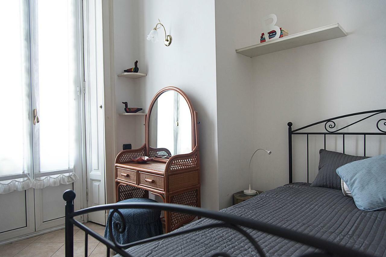 Elegant Apartment In Sant'Ambrogio Milaan Buitenkant foto